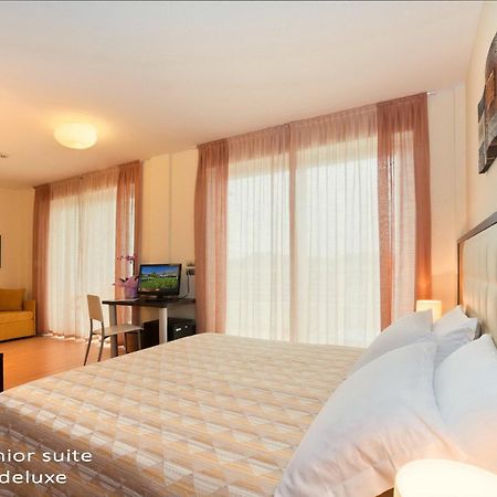 Hotel San Marco Bibione Habitación foto